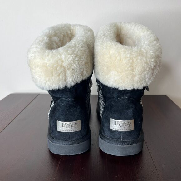 UGG Metro Tas Suede Ankle Boot Sz 8 Black Boho Sheepskin Sherpa Lined Winter - Picture 4 of 9